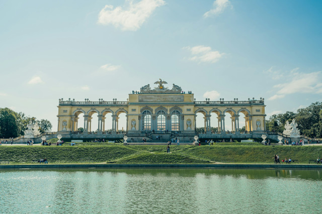 The Impact of Housing Policies in Vienna on Global Standards