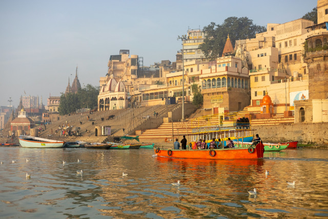 Uttar Pradesh's Zero Poverty Campaign: Linking Housing with Livelihoods