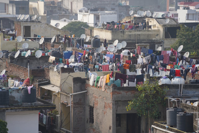 Singapore Slums &amp; Renewal - An Intriguing Case Study