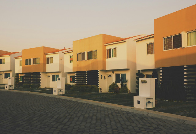 Incremental Housing vs Traditional Housing: Key Differences