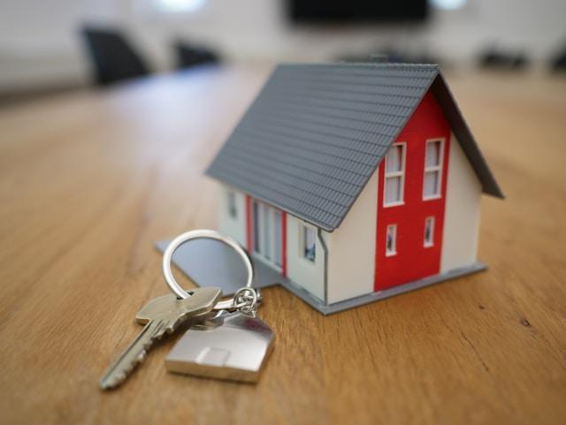 U.s. Mortgage Rates Reach 13-Month Highs Amid Price Adjustments