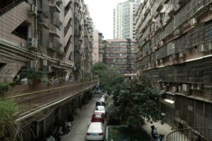 Restructured Urban Neighbourhoods